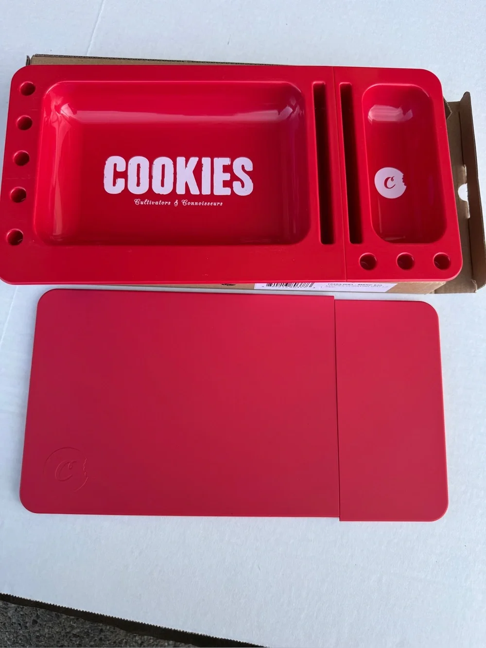 Cookies V3 Tray with lids.